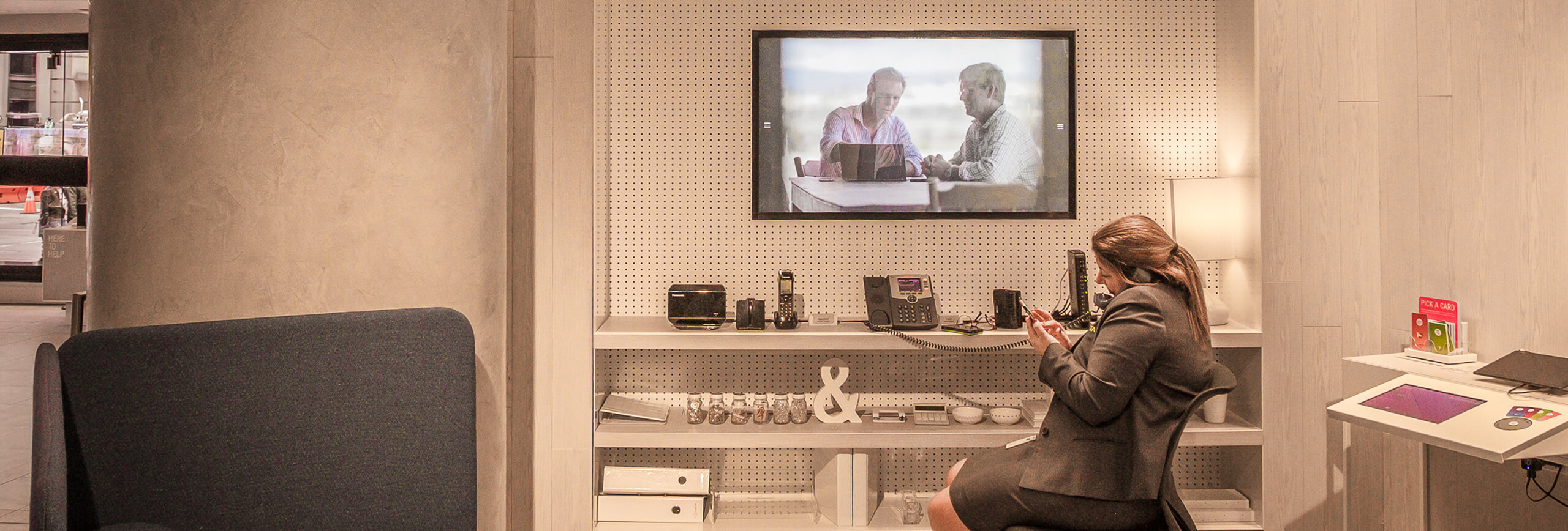 Telstra store