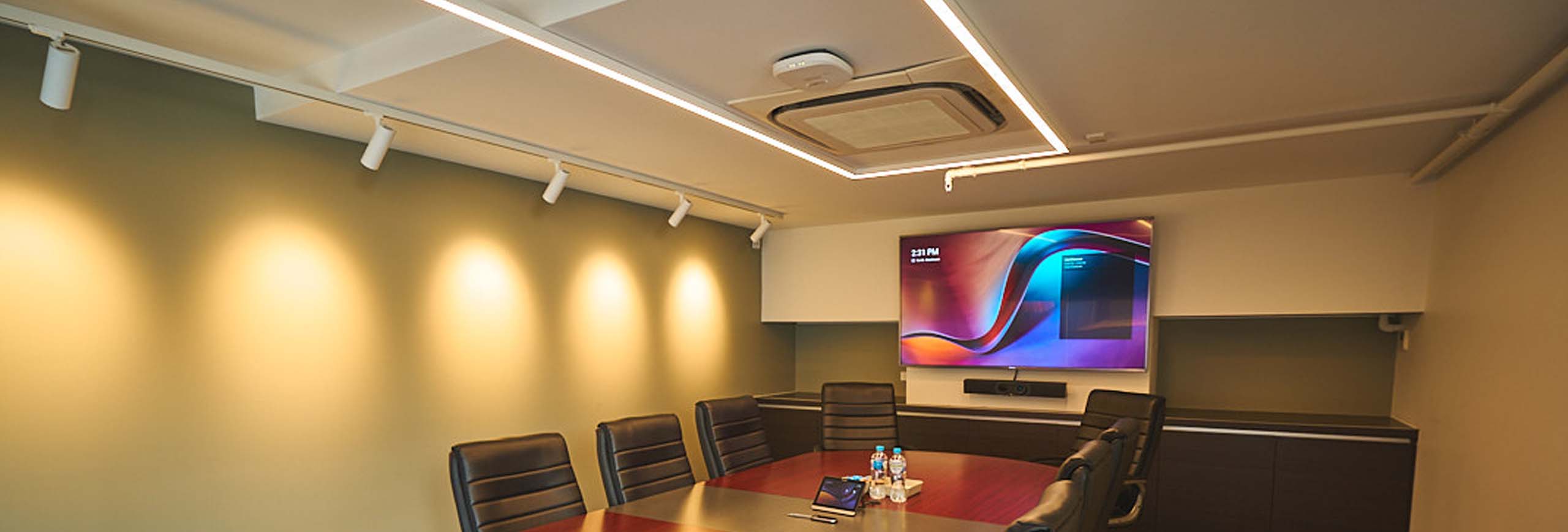 Enhancing Your Office Meeting Rooms: More Affordable High-Performance AV Solutions for Medium and Large Spaces