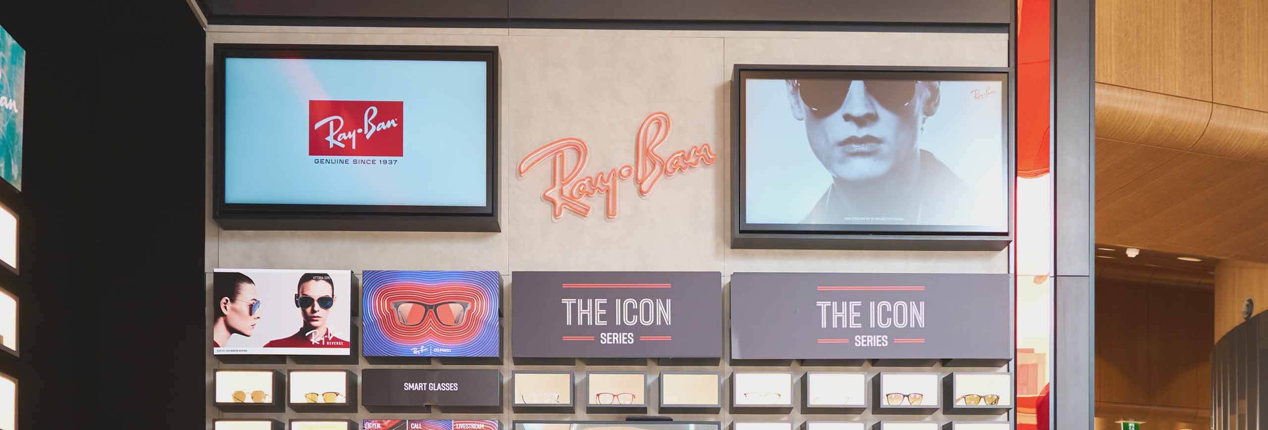 Leveraging Digital Advertising Screens for Enhanced Brand Visibility