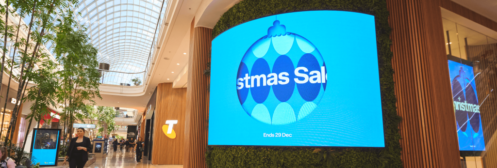 Telstra Chadstone hero image curved LED screen