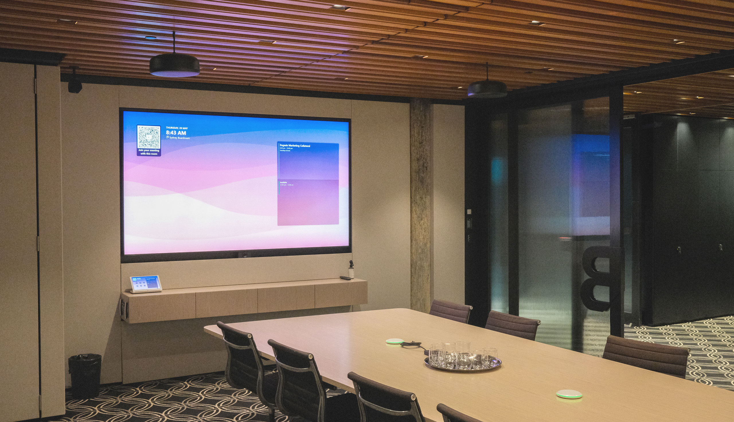 Buildcorp_hero-image Buildcorp meeting room
